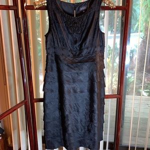 ADRIANNA PAPELL dress